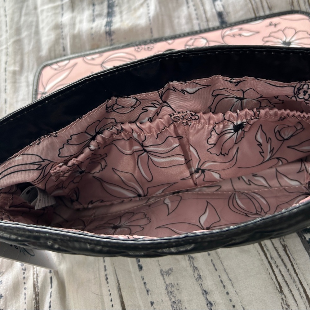 NWT Strut Shoulder Bag - Picture 4 of 4